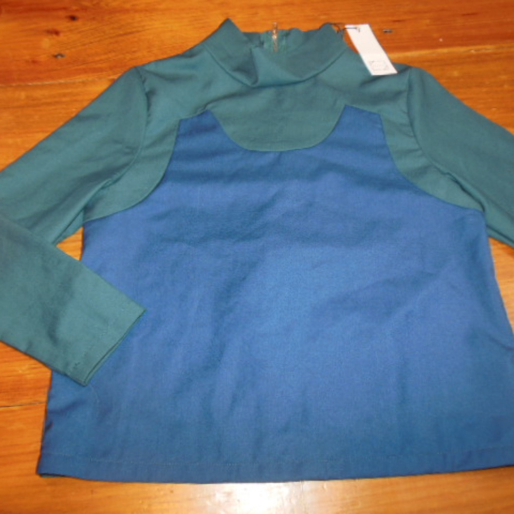 New! AVA & LU 12 yr Green/Blue Mock Neck Blouse